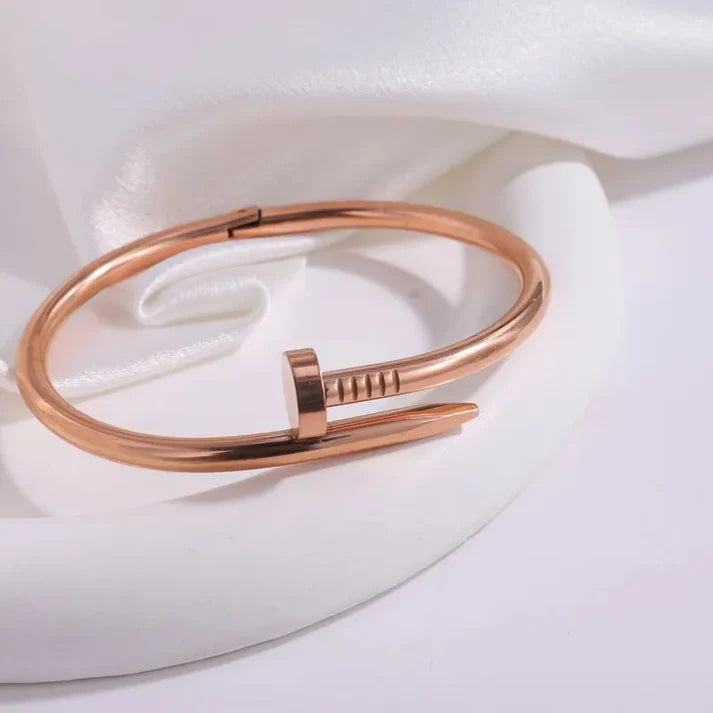 CleefLux™  Nail Bangle