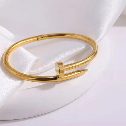 CleefLux™  Nail Bangle